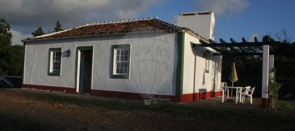2 bedrooms House in Vila do Porto, Portugal No. 45024 5