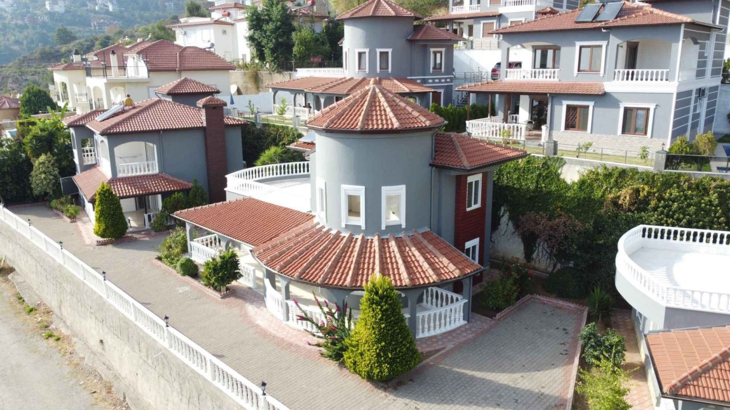 Villa 3+1 à Tepe, Turkey No. 48027