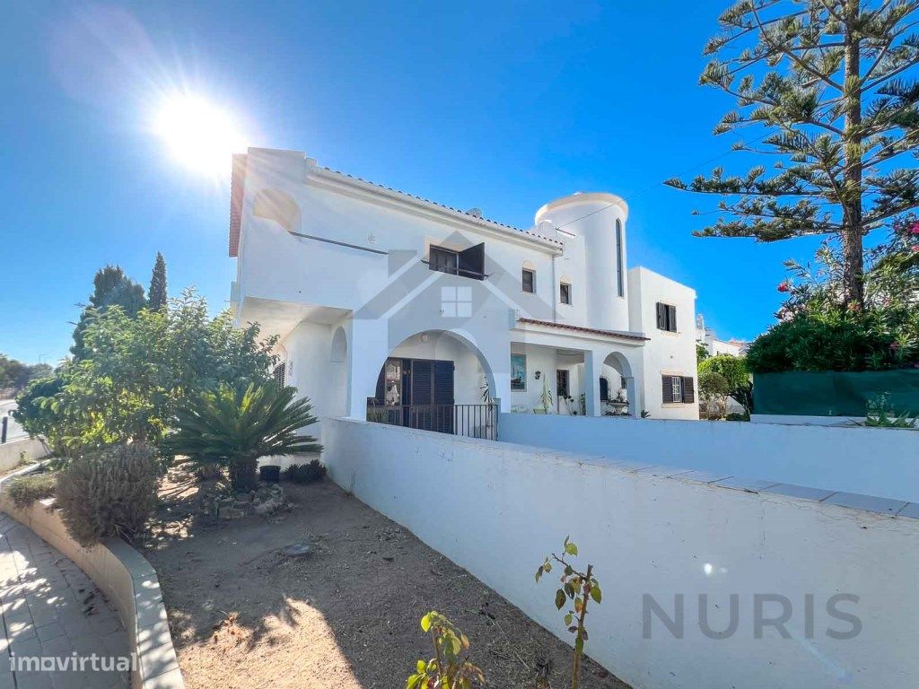 5 bedrooms House in Portimao, Portugal No. 347622