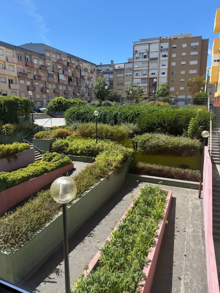 2 bedrooms Apartment in Odivelas, Portugal No. 309706