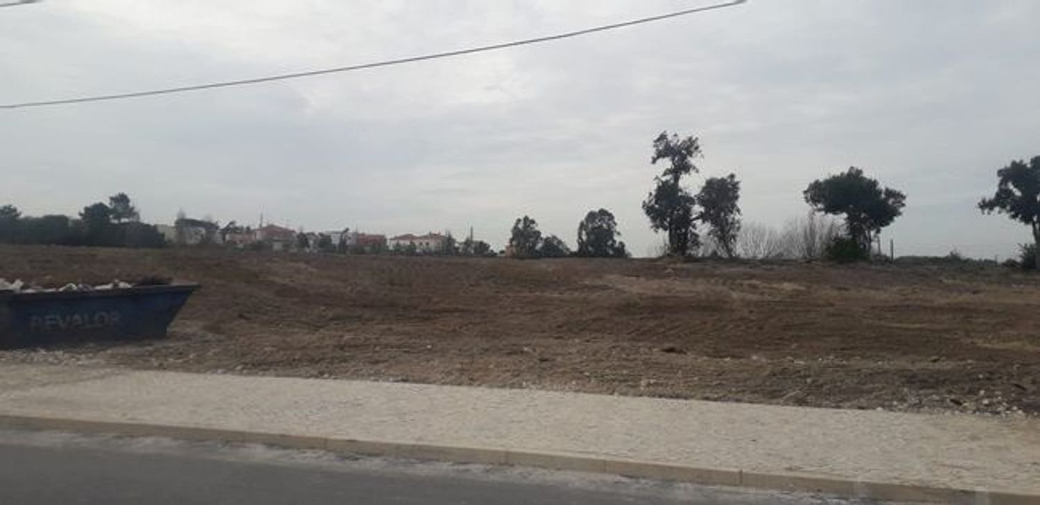 23300m² Land in Caldas da Rainha, Portugal No. 57914