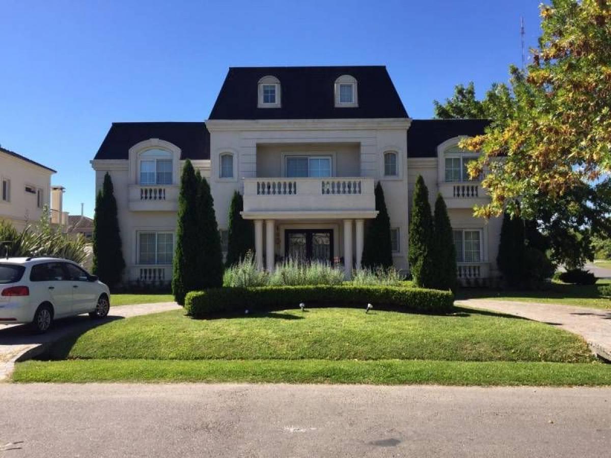 4 bedrooms House in Pilar, Argentina No. 82266