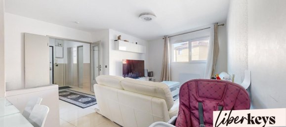 Apartamento de 3 dormitorios en Rhone, France No. 302759 2