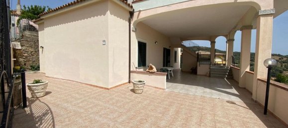 7 bedrooms House in Budoni, Italy No. 349162 10