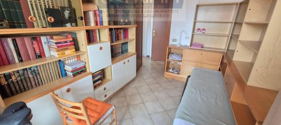 3 rooms Apartment in Rome, Italy No. 30873 8