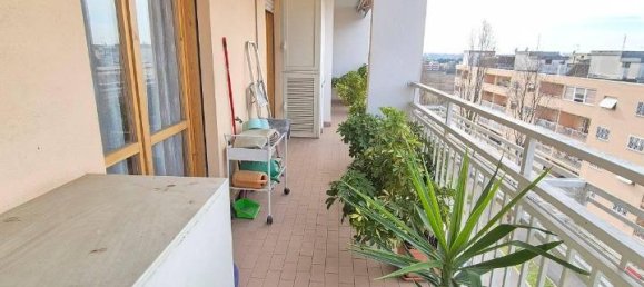 3 rooms Apartment in Rome, Italy No. 30873 14
