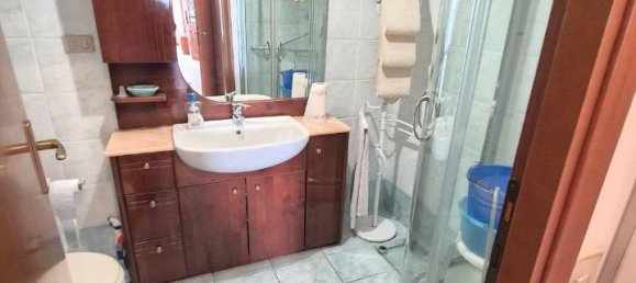 3 rooms Apartment in Rome, Italy No. 30873 9
