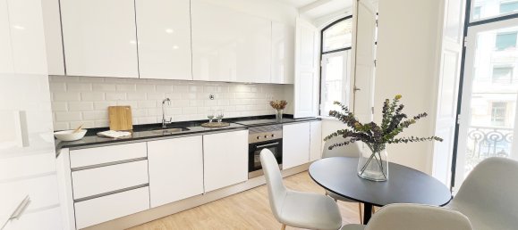 2 bedrooms Apartment in Lisbon, Portugal No. 186471 6