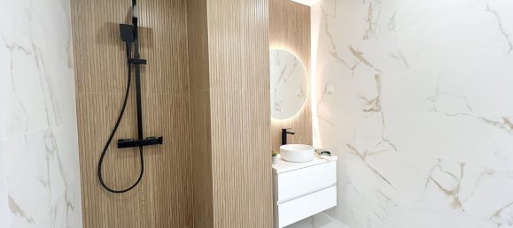 2 bedrooms Apartment in Lisbon, Portugal No. 186471 21