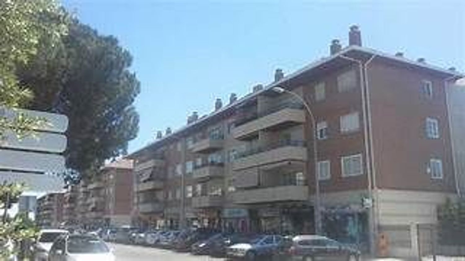 105m² Commercial property in Collado Villalba, Spain No. 135297
