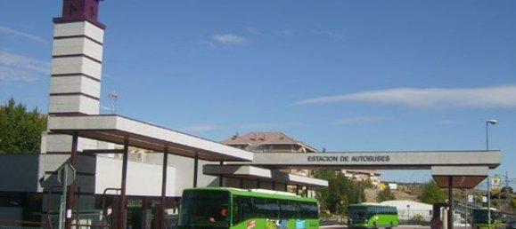 105m² Commercial property in Collado Villalba, Spain No. 135297 2