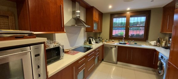 Villa de 5 dormitorios en Marbella, Spain No. 147515 20