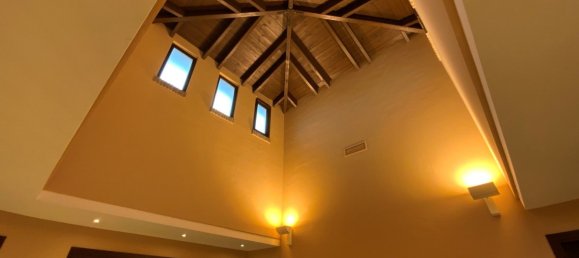 Villa de 5 dormitorios en Marbella, Spain No. 147515 8