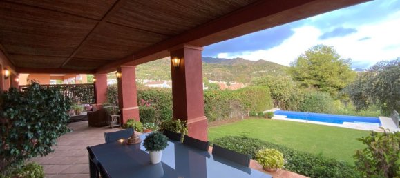 Villa de 5 dormitorios en Marbella, Spain No. 147515 24