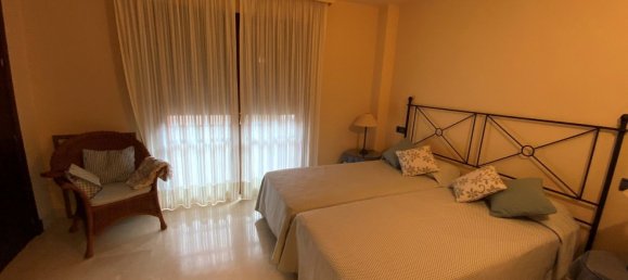 Villa de 5 dormitorios en Marbella, Spain No. 147515 12