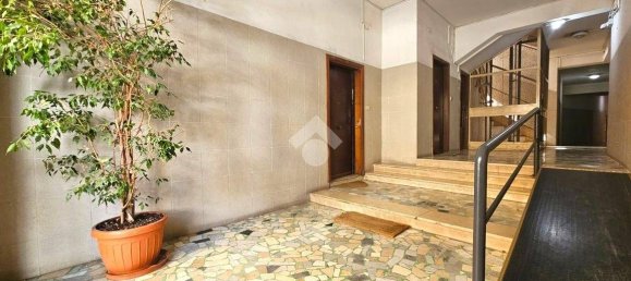 2 bedrooms Apartment in Naples, Italy No. 31594 17