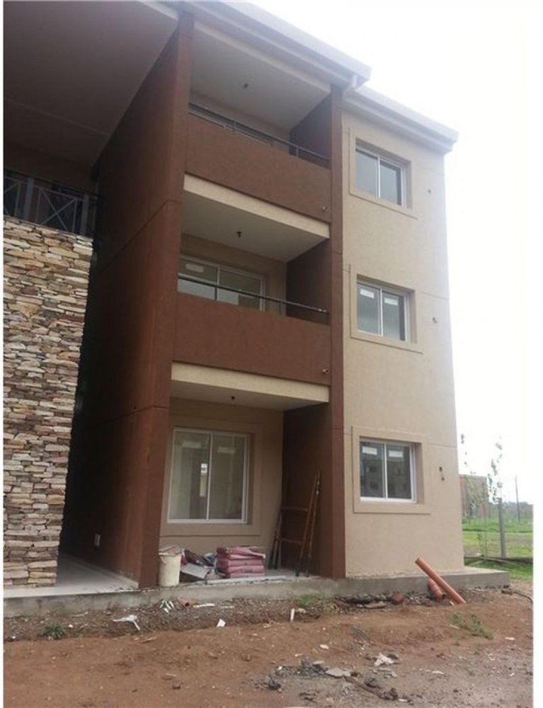 2 bedrooms Apartment in Ezeiza, Argentina No. 52313