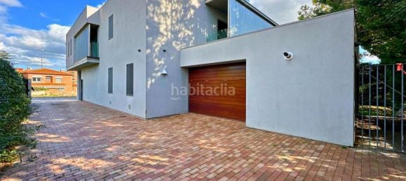 4 bedrooms House in Figueres, Spain No. 86551 32