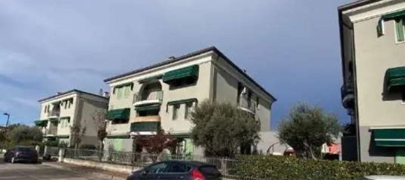 5 rooms Apartment in Lonigo, Italy No. 60141 3