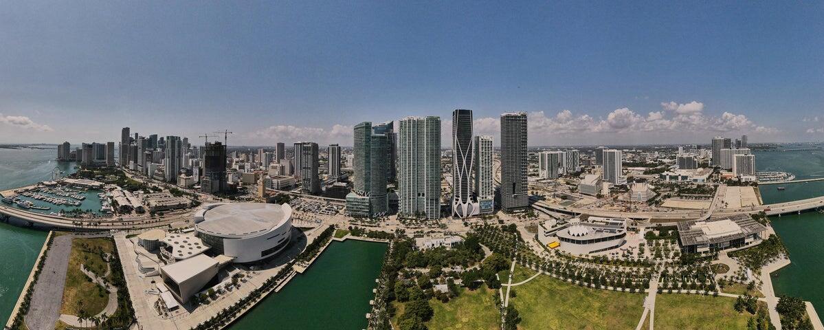 3 غرف نوم عقار تجاري في Miami, الولايات المتحدة رقم 613901
