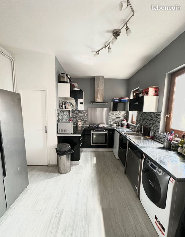 Дом с 2 спальнями в Корбей-Эсон, Франция № 172812