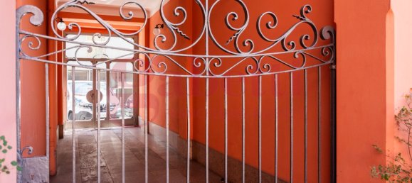 3-Zimmer Doppelhaus in Milan, Italy, Nr. 263941 3