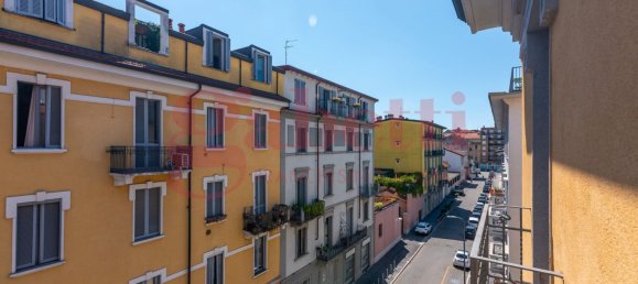 3-Zimmer Doppelhaus in Milan, Italy, Nr. 263941 34