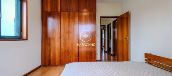 4 bedrooms House in Madalena, Portugal No. 93469 2