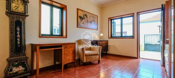 4 bedrooms House in Madalena, Portugal No. 93469 3