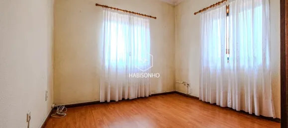 4 bedrooms House in Madalena, Portugal No. 93469 6