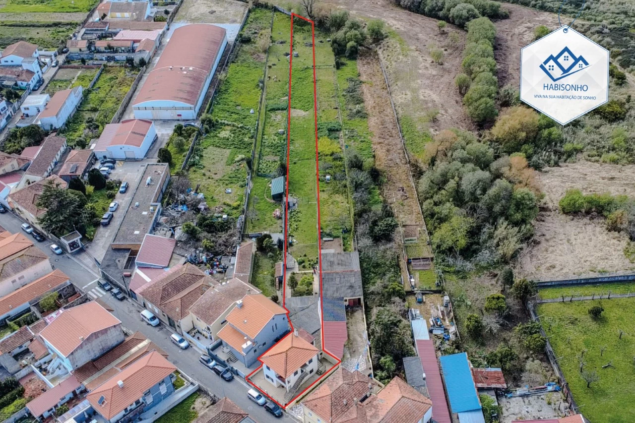 4 bedrooms House in Madalena, Portugal No. 93469