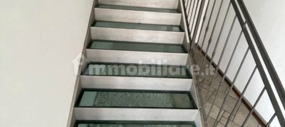 Коммерческая недвижимость с 3 комнатами в Канаро, Италия № 228381 9