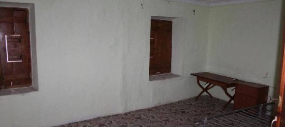 3 bedrooms House in L'Olleria, Spain No. 170817 2