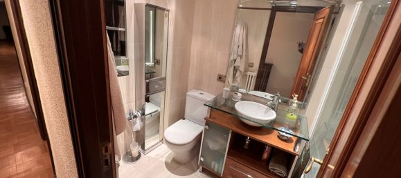 Apartamento de 4 dormitorios en Salamanca, Spain No. 107900 12