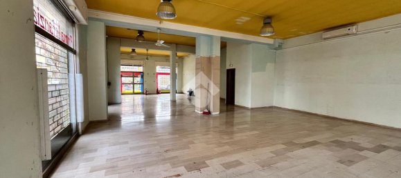 1-Zimmer Gewerbliche Immobilie in Aprilia, Italy, Nr. 47717 22