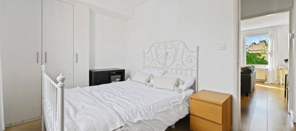 1 bedroom Apartment in London, United Kingdom No. 3701 8