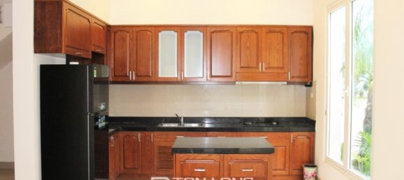 Villa de 4 dormitorios en Long Bien, Vietnam No. 853 4