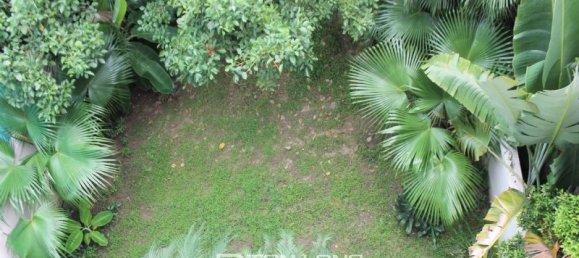 Villa de 4 dormitorios en Long Bien, Vietnam No. 853 15