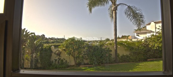 5 غرف نوم منزل في Estepona, Spain رقم 136368 14