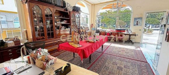 6 Schlafzimmer Gewerbliche Immobilie in Torre del Mar, Spain, Nr. 180170 4