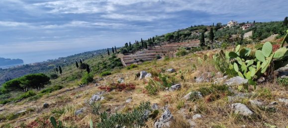 1779m² Land in Gaeta, Italy No. 87152 5
