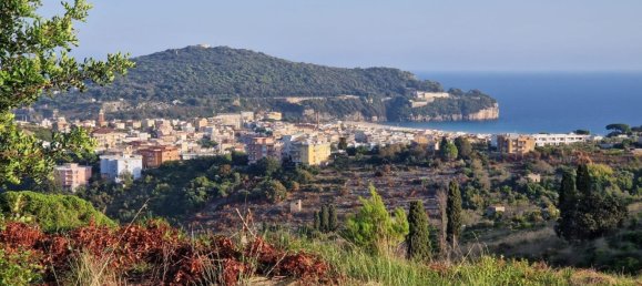 1779m² Land in Gaeta, Italy No. 87152 2