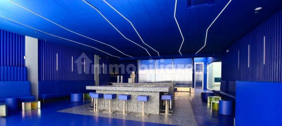 2 rooms Office in Milan, Italy No. 347554 8