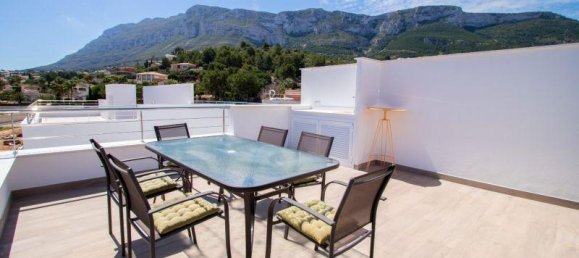3 bedrooms Villa in Denia, Spain No. 14555 8