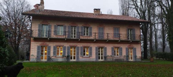 20 rooms Villa in Moncrivello, Italy No. 46536 6