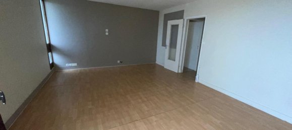 3 Schlafzimmer Wohnung in Bourges, France, Nr. 40997 12
