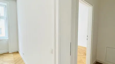 3 rooms Apartment in Hernals, Austria No. 186608