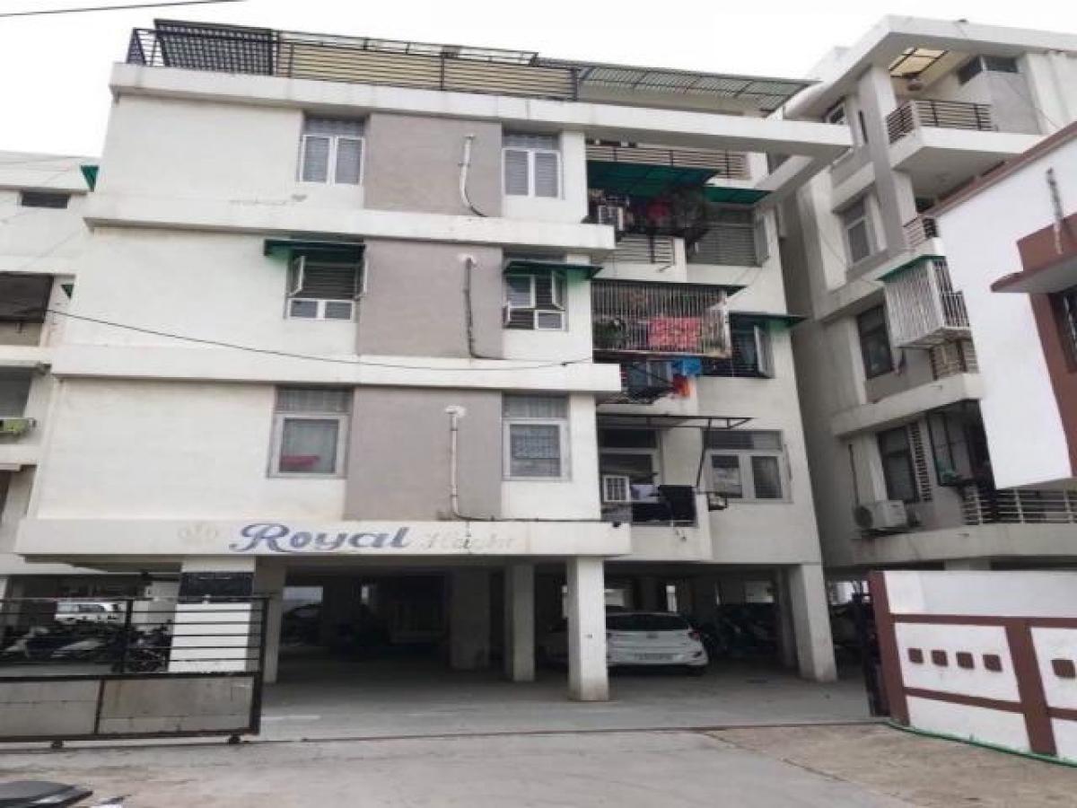 Casa de 2 dormitorios en Vadodara, India No. 14550