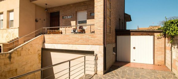 9 bedrooms House in Zaragoza, Spain No. 67593 6