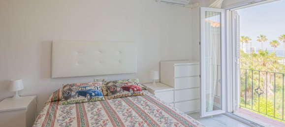 Adosado de 4 dormitorios en San Roque, Spain No. 158316 31